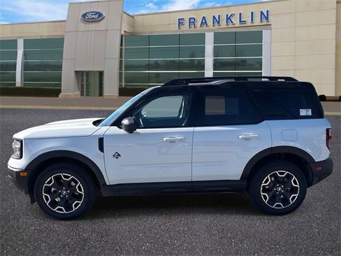 New 2025 Ford Bronco Sport Outer Banks w/ Outer Banks Tech Package+ image 4