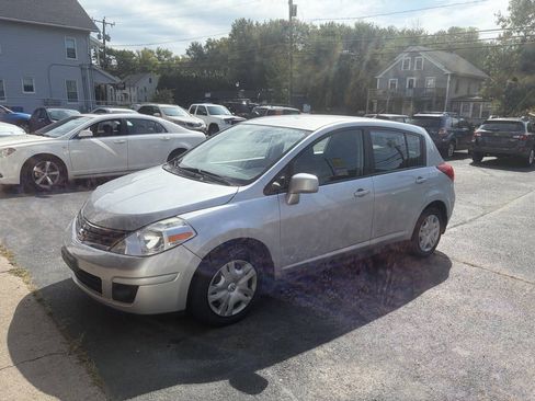 Used 2010 Nissan Versa 1.8 S w/ PWR Plus Pkg FWD image 3