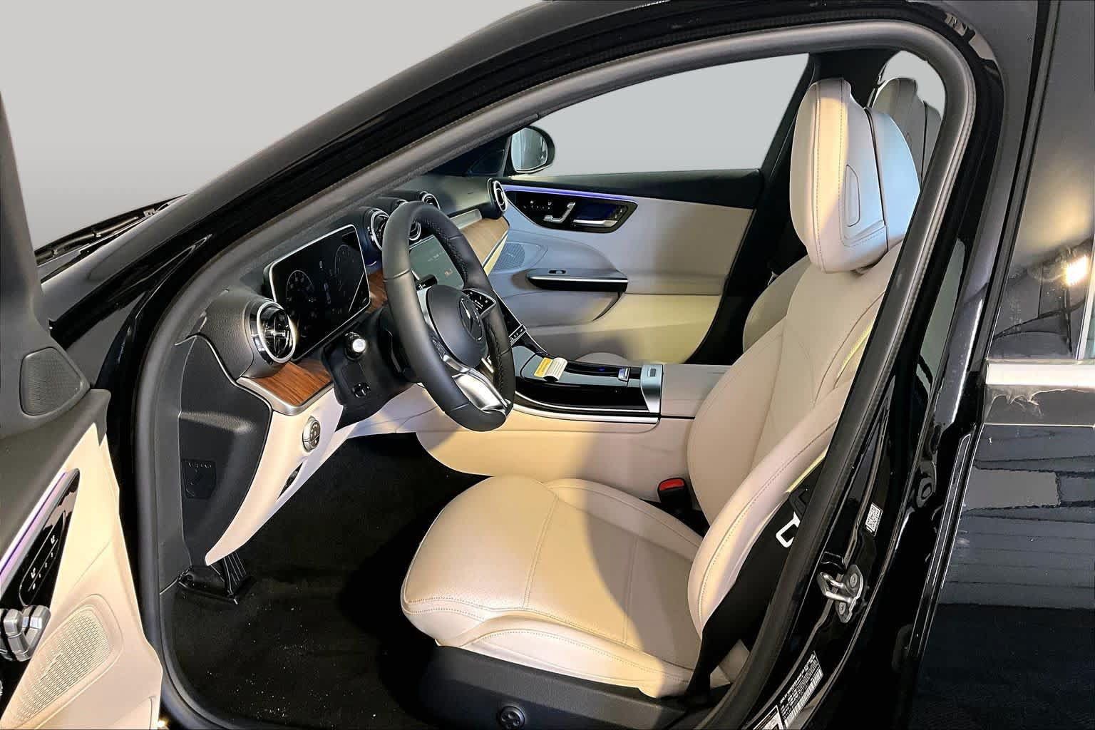 New 2026 Mercedes-Benz C 300 4MATIC Sedan image 13