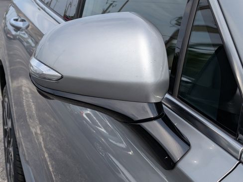 Used 2023 Hyundai Santa Fe Calligraphy AWD/4WD image 11