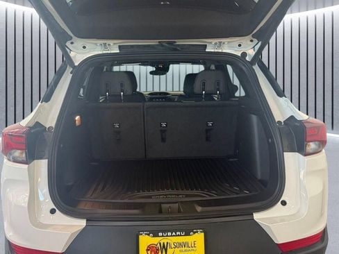 Used 2023 Chevrolet TrailBlazer ACTIV w/ Sun and Liftgate Package FWD image 9