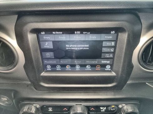Used 2021 Jeep Wrangler Sport AWD/4WD image 18