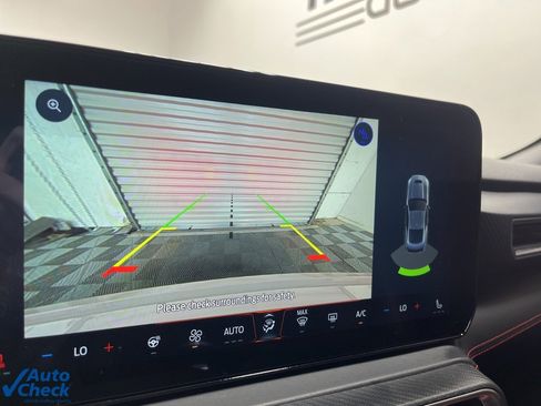 Used 2024 Ford Mustang GT Premium image 13