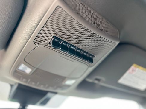 Used 2022 Ford F350 XLT w/ XLT Value Package image 24