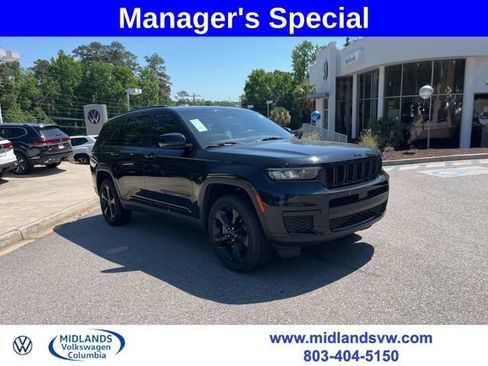 Used 2023 Jeep Grand Cherokee L Laredo AWD/4WD image 1