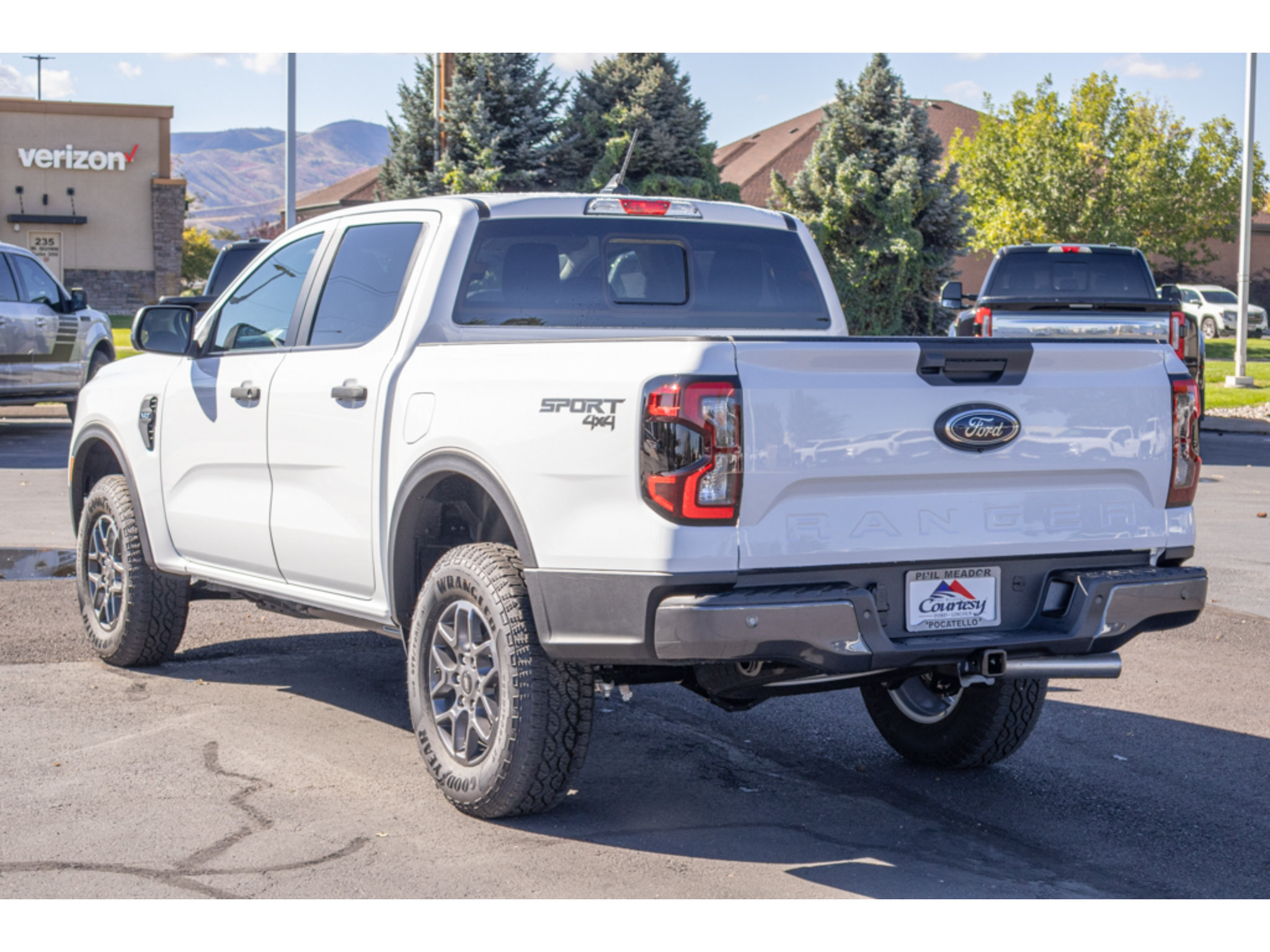 New 2026 Ford Ranger XLT w/ Equipment Group 301A High AWD/4WD image 5