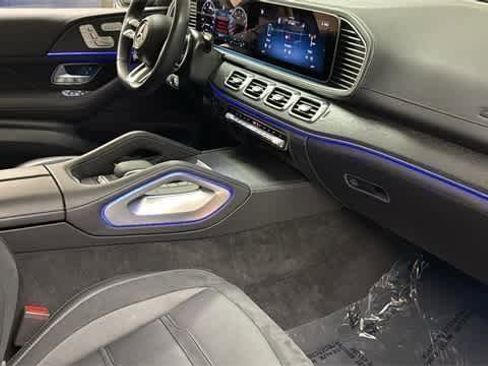 Certified 2025 Mercedes-Benz GLE 53 AMG 4MATIC image 36