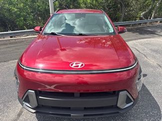 Used 2024 Hyundai Kona SEL AWD/4WD video 2
