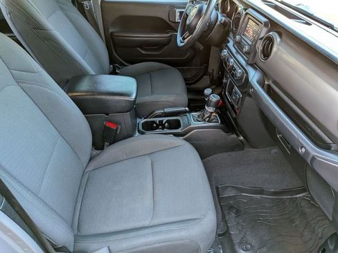 Certified 2021 Jeep Gladiator Sport image 26