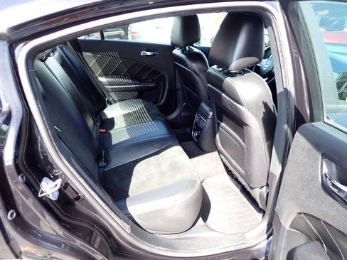 Used 2011 Dodge Charger R/T RWD image 10