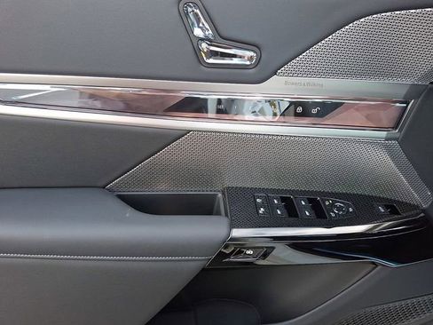 New 2026 BMW 760i xDrive AWD/4WD image 10
