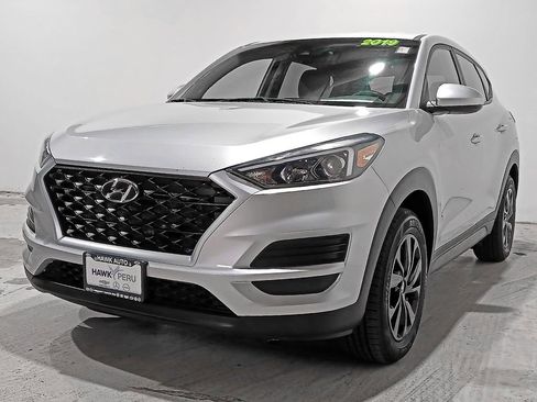 Used 2019 Hyundai Tucson SE image 3
