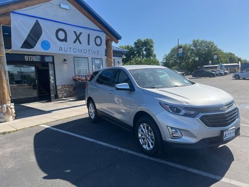 Used 2021 Chevrolet Equinox LT w/ LPO, Floor Liner Package image 3