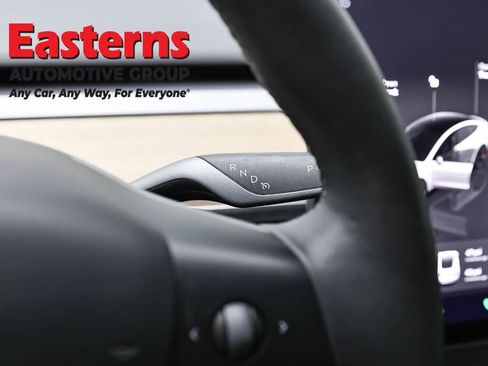 Used 2023 Tesla Model 3 Standard Range image 13