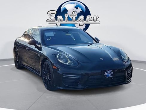 Used 2016 Porsche Panamera GTS image 1
