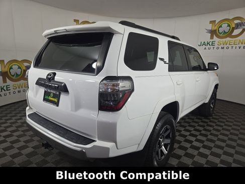 Used 2022 Toyota 4Runner TRD Off-Road Premium image 9