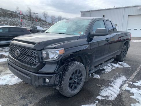 Used 2020 Toyota Tundra SR5 image 6
