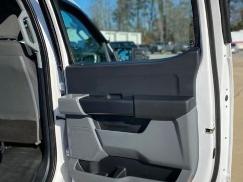 Used 2021 Ford F150 XL image 8