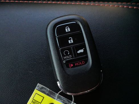 Used 2023 Honda HR-V Sport image 30