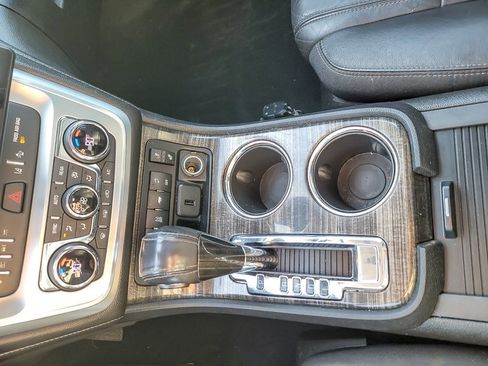 Used 2016 GMC Acadia SLT w/ Open Road Package image 17