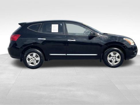 Used 2013 Nissan Rogue S image 2