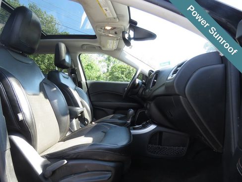 Used 2020 Jeep Compass Latitude AWD/4WD image 13