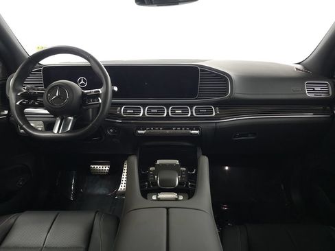 Used 2025 Mercedes-Benz GLS 450 4MATIC image 27