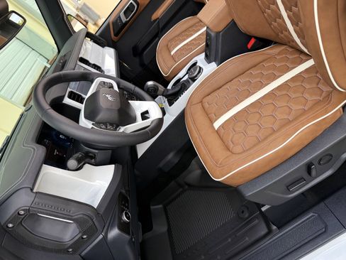 Used 2026 Ford Bronco Outer Banks image 18