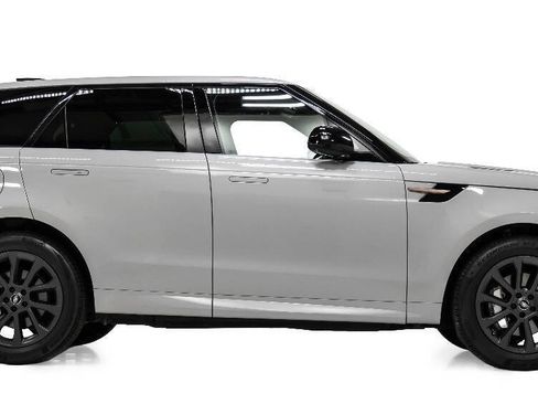 Used 2025 Land Rover Range Rover Sport Dynamic SE AWD/4WD image 5