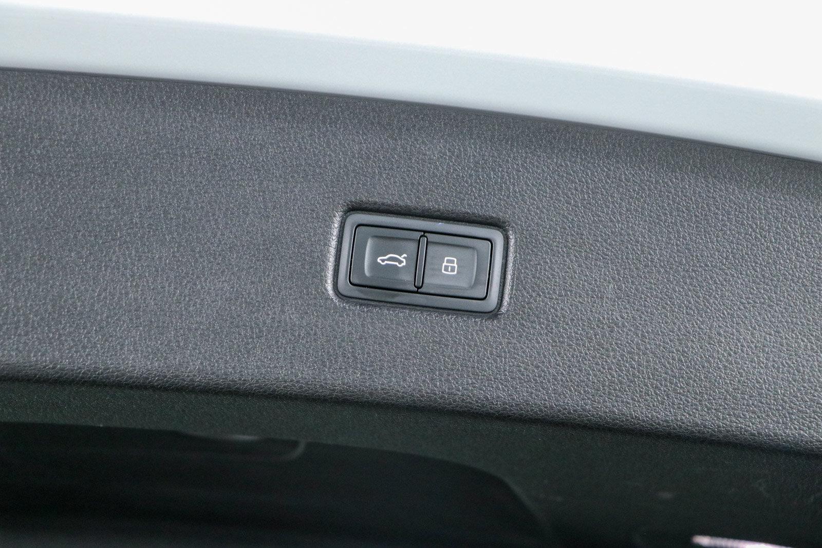 Used 2023 Audi SQ5 Premium Plus w/ Premium Plus Package AWD/4WD image 29