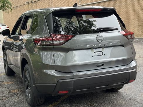 New 2026 Nissan Rogue SV w/ Cold Weather Package FWD image 28