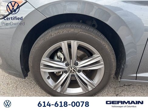 Used 2023 Volkswagen Jetta SE w/ Panoramic Sunroof Package FWD image 14