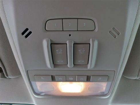 Used 2020 Buick Encore Essence w/ Experience Buick Package image 14