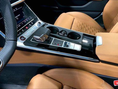 Used 2024 Audi RS 7 Performance AWD/4WD image 17