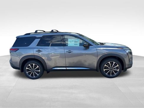 New 2026 Nissan Pathfinder Platinum AWD/4WD image 4