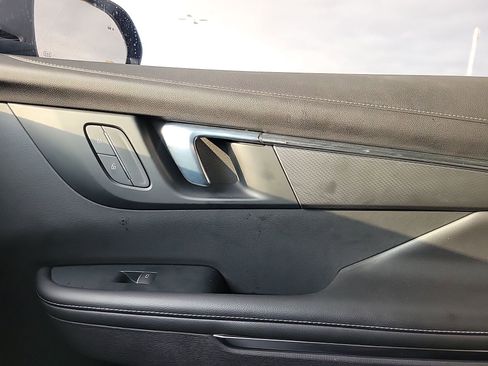 Used 2025 Buick Enclave Sport Touring w/ Power Package image 36