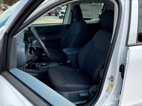 New 2025 Ford Maverick XL image 9