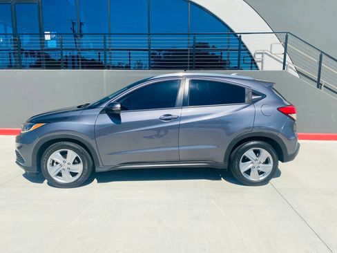 Used 2019 Honda HR-V EX image 4