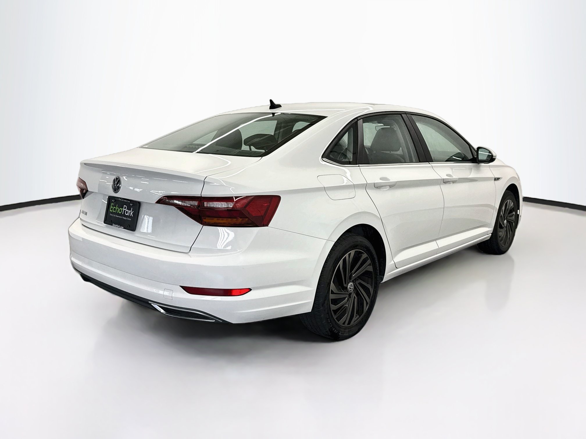 Used 2019 Volkswagen Jetta SEL Premium FWD image 9