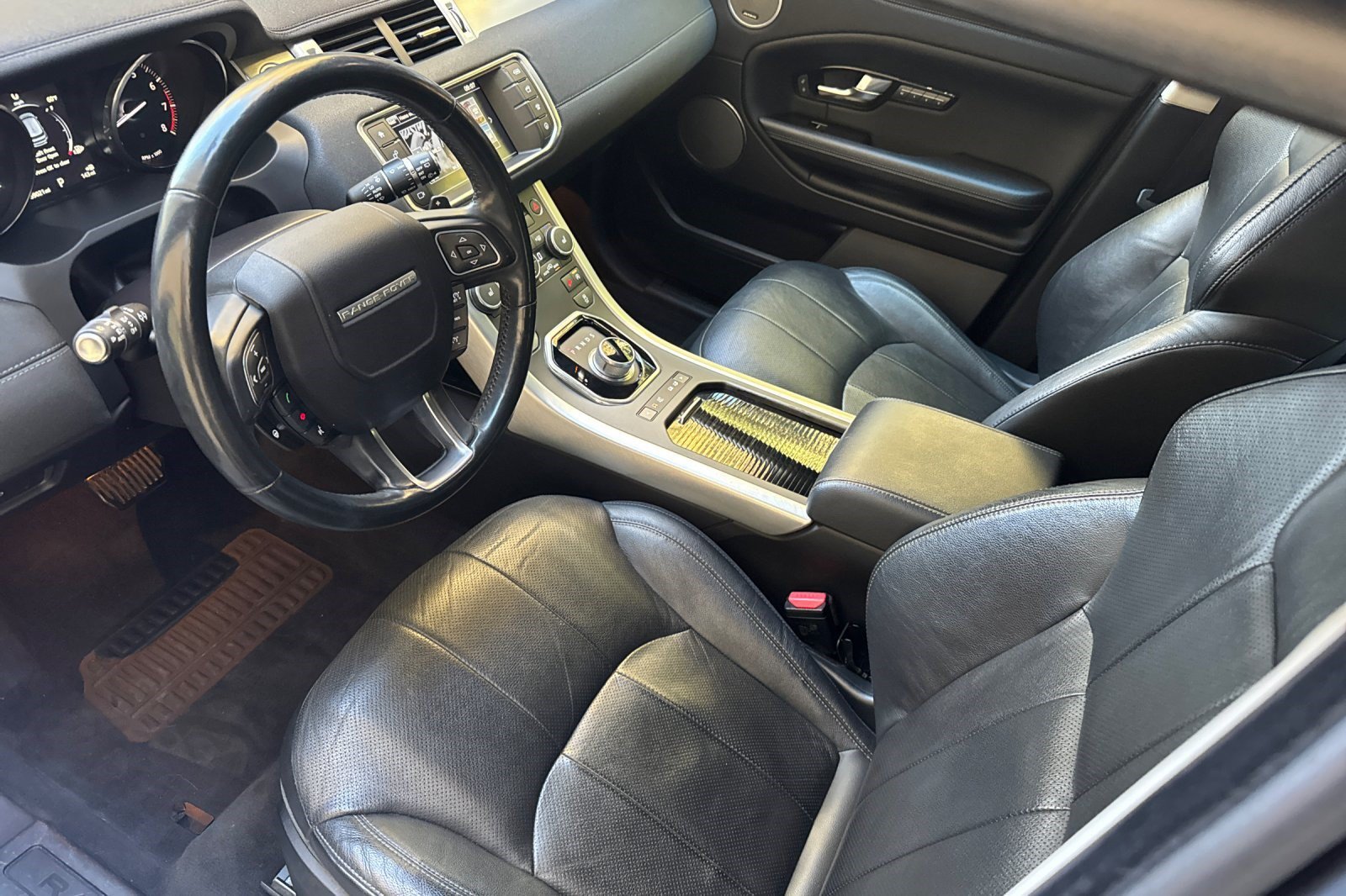 Used 2016 Land Rover Range Rover Evoque SE Premium AWD/4WD image 5