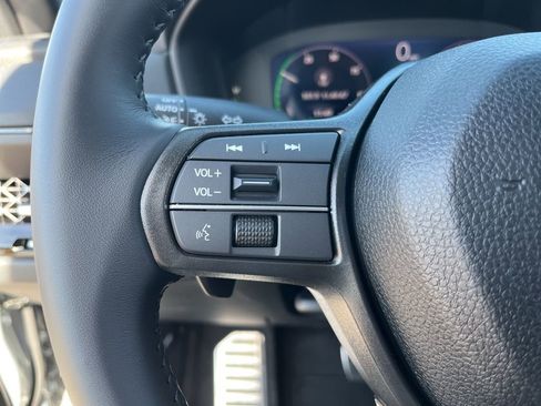 Used 2025 Honda Accord Sport image 22