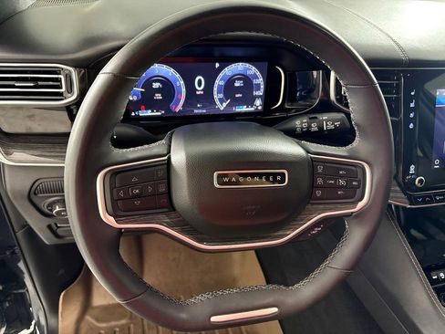 Used 2022 Jeep Wagoneer Series III w/ Convenience Group I RWD image 33