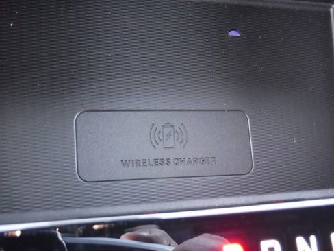 New 2025 Jeep Grand Cherokee Altitude image 20