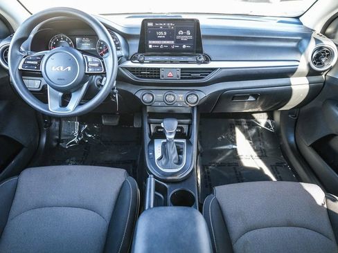 Used 2023 Kia Forte LXS image 13