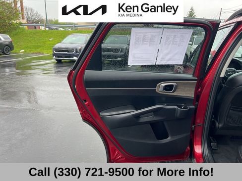 Certified 2023 Kia Sorento X-Line EX AWD/4WD image 47