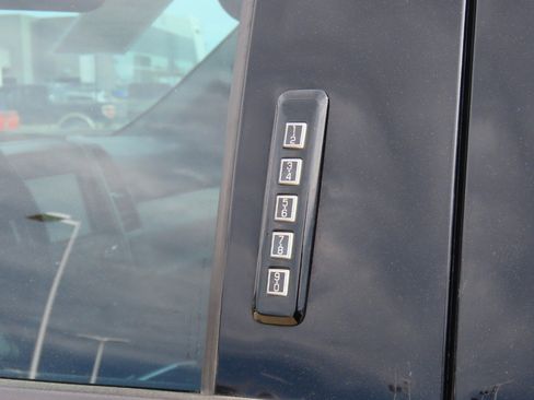 Used 2019 Ford F250 Lariat w/ Lariat Ultimate Package image 19