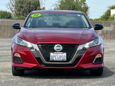 Used 2020 Nissan Altima 2.5 SR w/ Premium Package FWD image 8