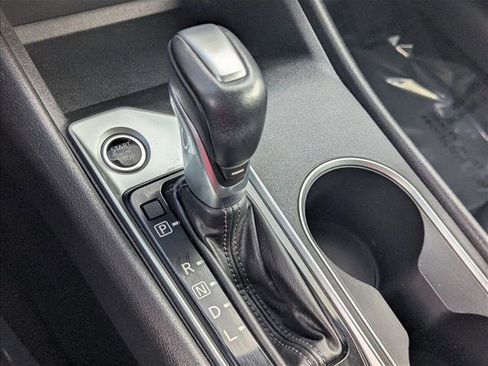 Used 2019 Nissan Altima 2.5 SV image 12