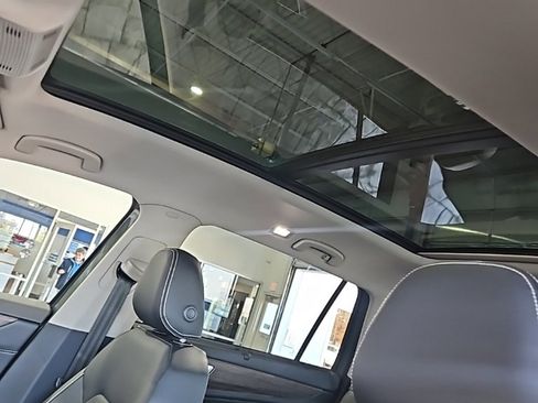 New 2026 Volkswagen Atlas SEL image 30