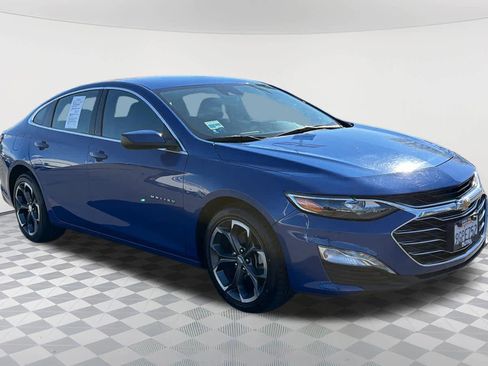 Used 2023 Chevrolet Malibu LT image 3